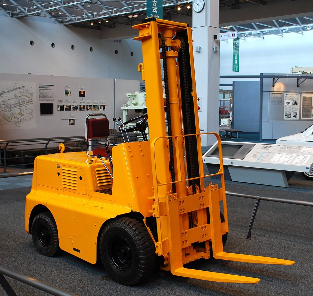 A 1956 Toyota forklift at the Toyota museum in Nagoya, Japan. Not a Raymond, and not the one in the story.